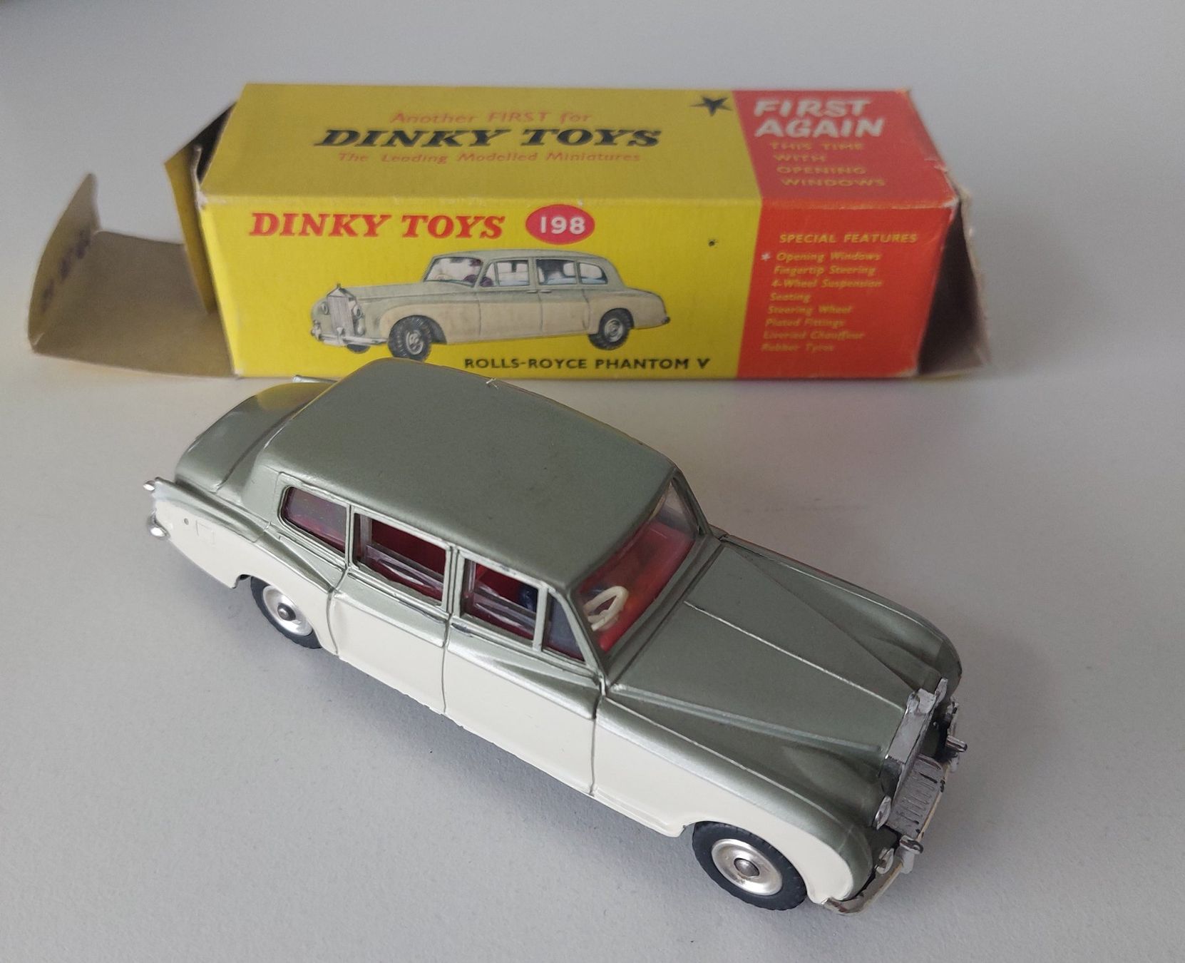 Dinky Toys Modellini d'auto: Dinky Toys 198 Rolls Royce Phantom V – Usato da Schenkon venduto da Elbarto007 1