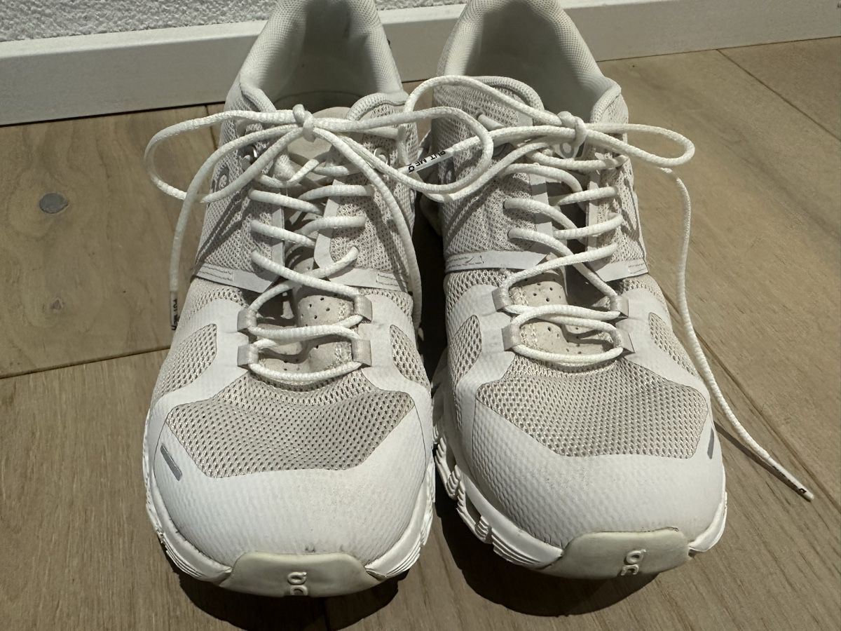 Scarpe da uomo: On Turnschuhe 40.5 – Usato da Altendorf venduto da Quietwater 3