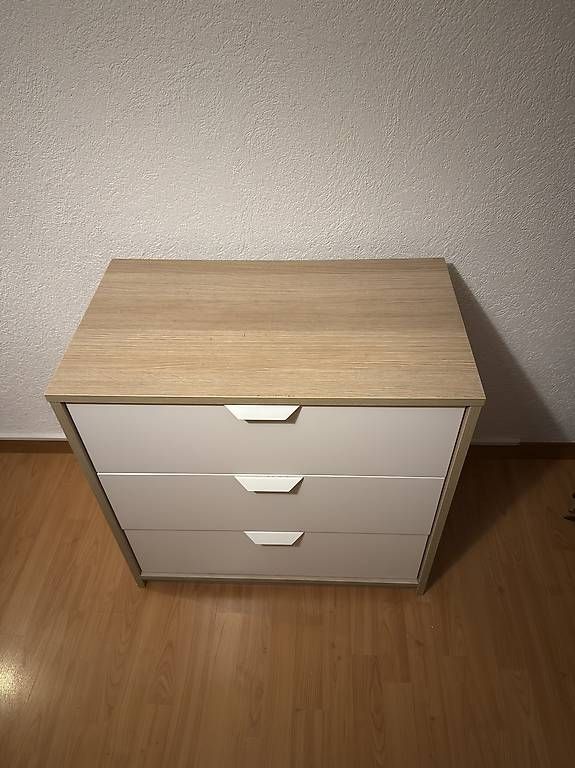 Cassettiere: Kommode mit 3 Schubladen – Usato da Affoltern am Albis venduto da Mustermanm 1