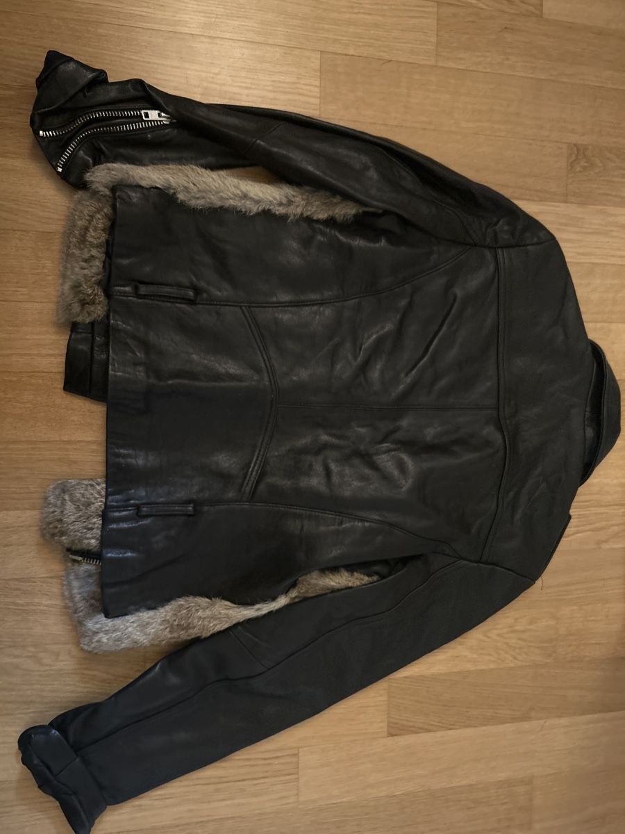 Sandro Giacche: Sandro Lederjacke mit Fell – Usato da zürich venduto da gettingridofstuff 3