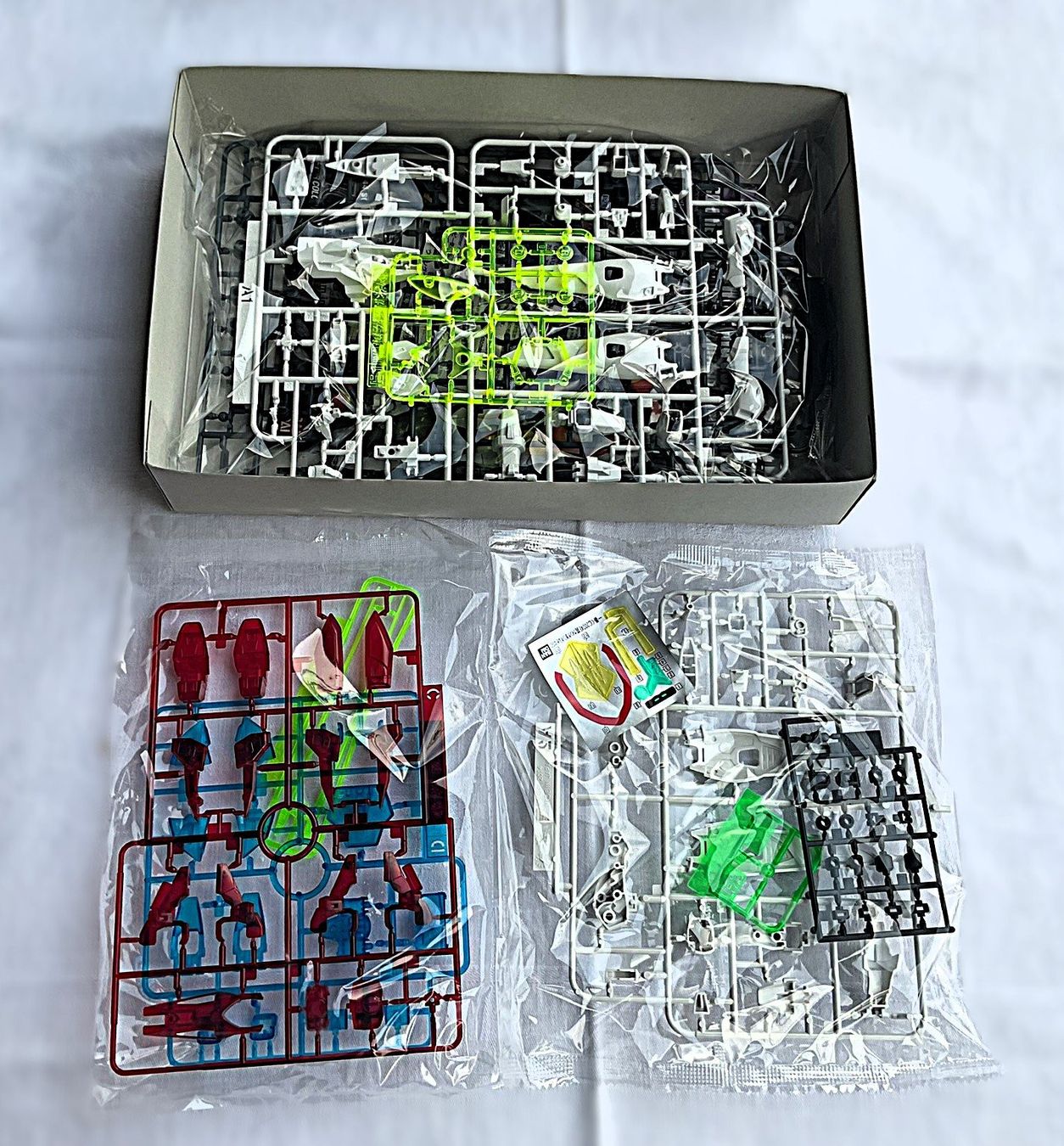 Bandai Kit di modellismo & Modellini statici: HGAC Wing Gundam Zero Solid Clear E-Preis Ichiban Kuji 2024 – Nuovo (secondo la descrizione) da Rütihof venduto da AkibaVault 5