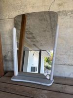 Wandspiegel mit Ablage