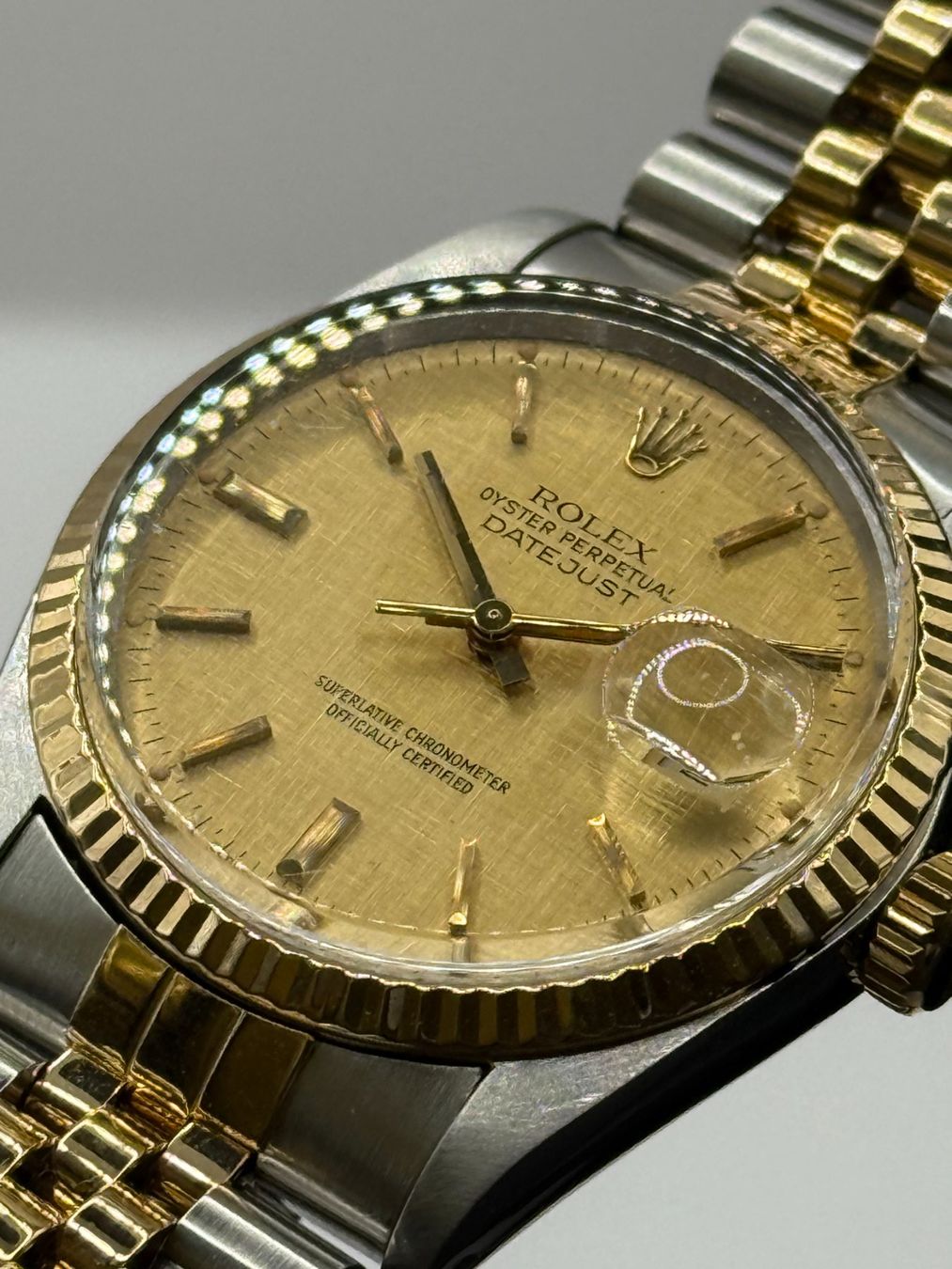 Rolex Orologi: Rolex Datejust 36 linen dial – Usato da Bottens venduto da Evergold.ch 2
