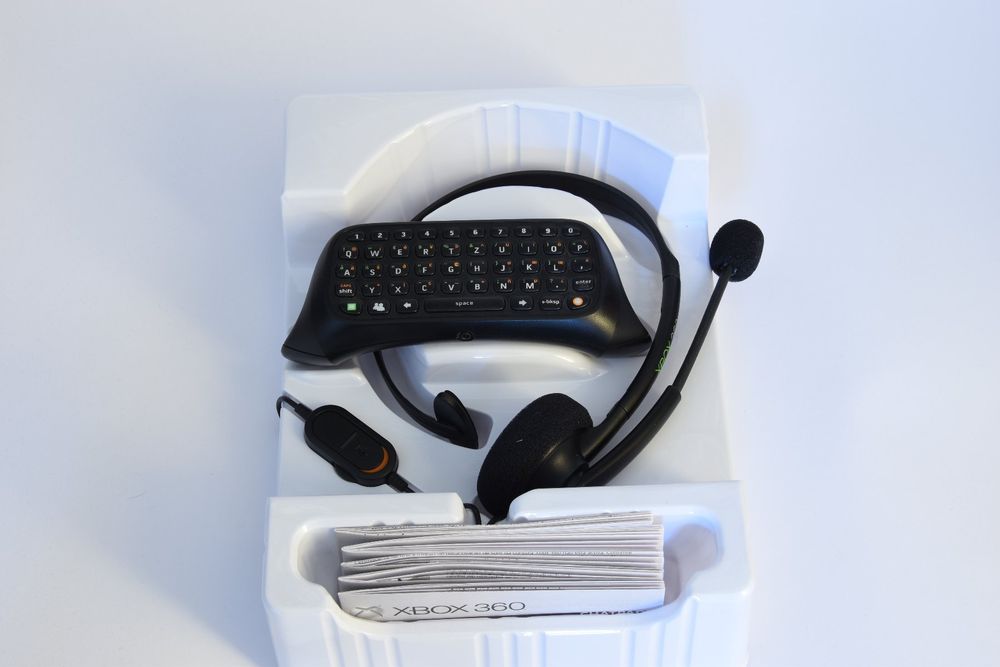 XBOX 360 CHATPAD, inkl. Headset Kaufen auf Ricardo