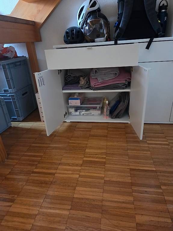 Ikea Cassettiere: Sideboard VIHALS + Regal KALLAX / IKEA – Usato da Birsfelden venduto da Meidam 2