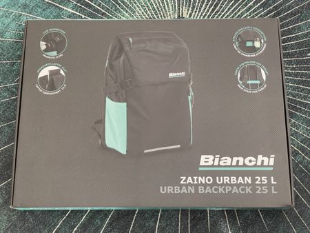 Bianchi Zaino Urban 25L - Stylish and practical backpack!