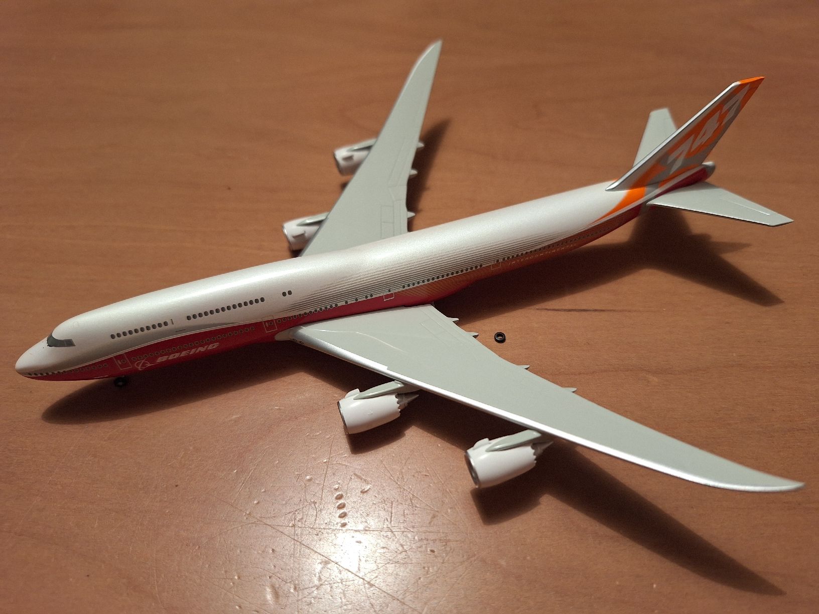 Hogan Wings Kit di modellismo & Modellini statici: Boeing 747-8 1:400 Hogan  – Usato da Sargans venduto da nicsam1815 1
