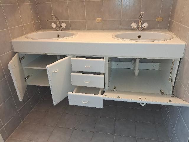Lavabi & lavandini: Waschbecken – Usato da Rümlang venduto da Lai88 1