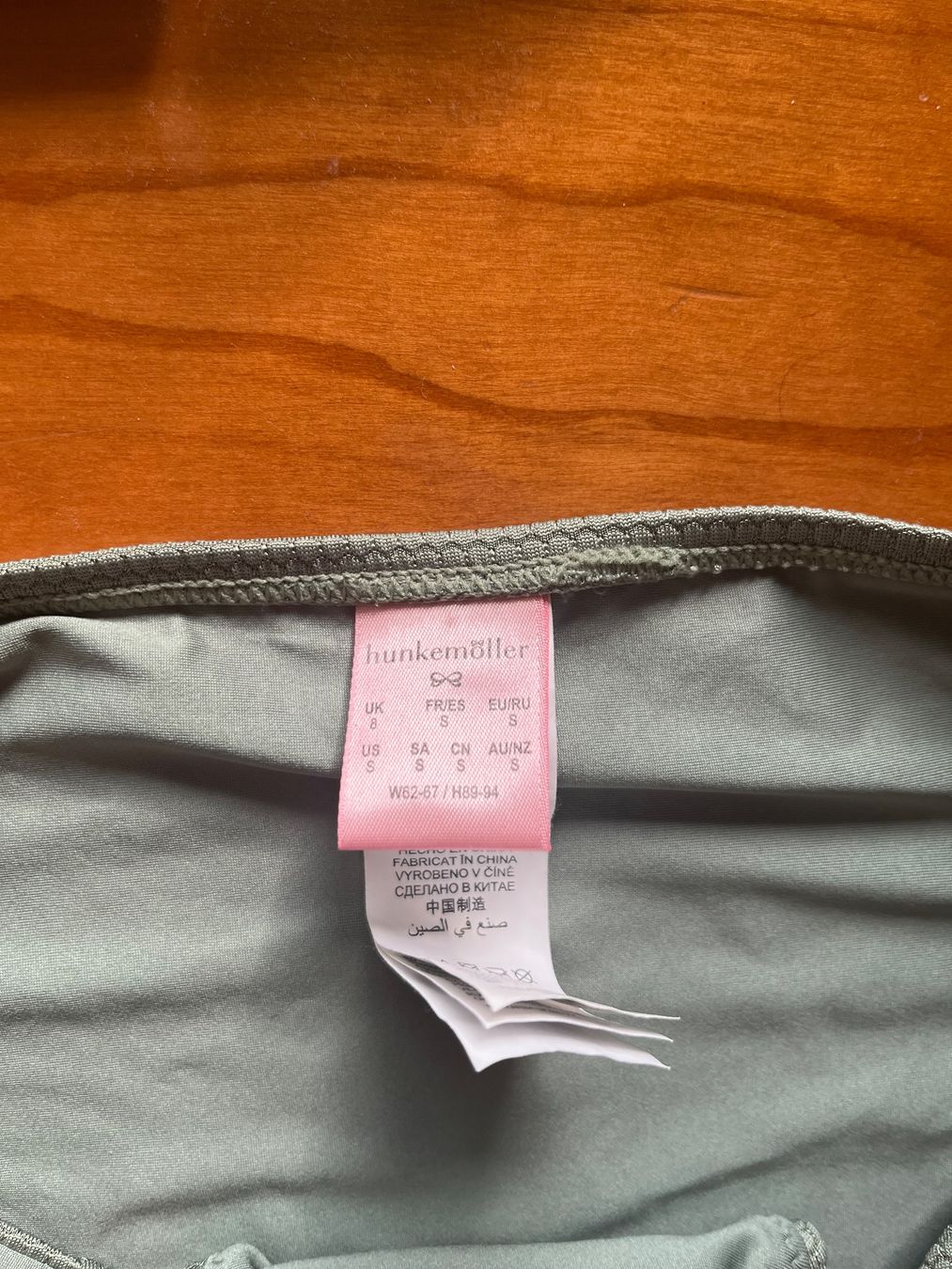 Hunkemöller Costumi da bagno & Bikini: Bikini schlammgrün neu – Usato da Zürich venduto da ZoraG 3