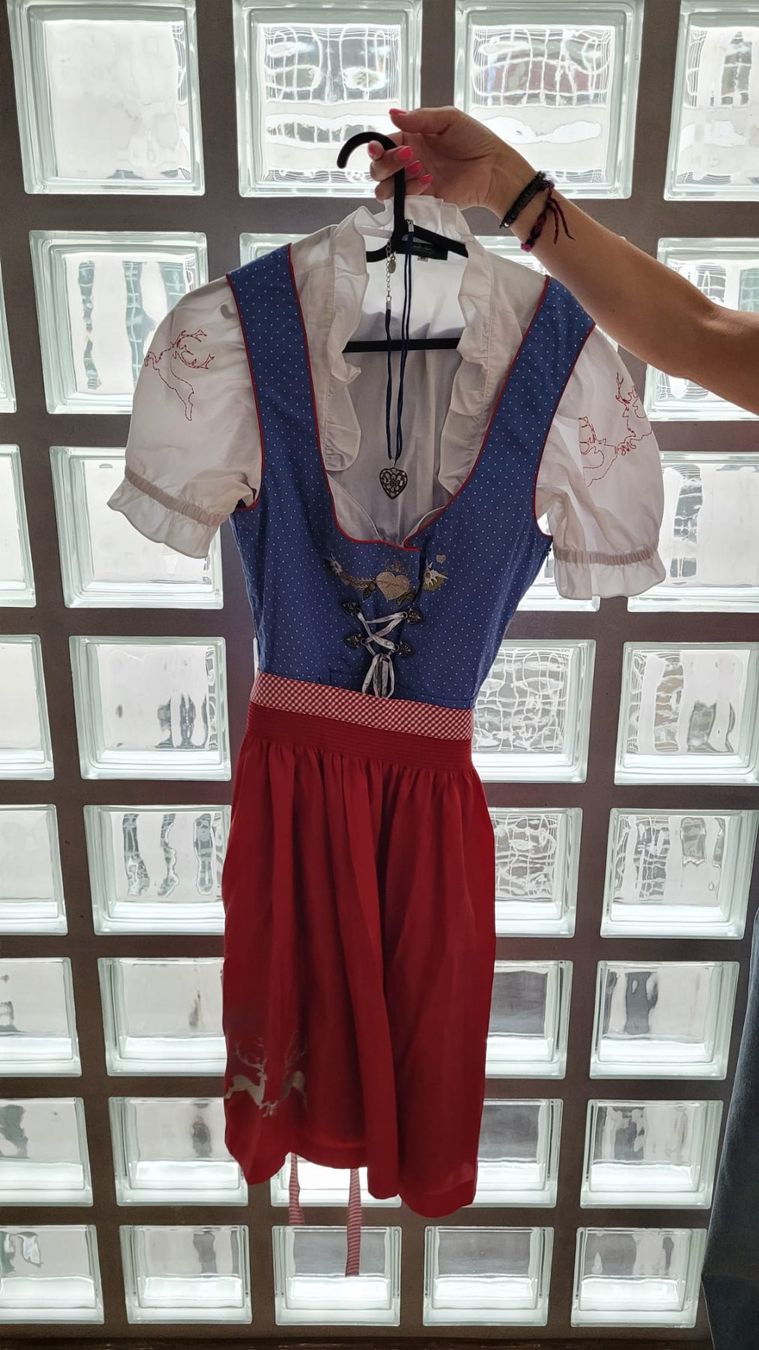 Vestiti: Dirndl mit Halskette Gr. 38 – Usato da Adliswil venduto da speed955