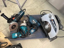 Diversen Arbeit Elektro Geräte mit 2 Wasserwaage
