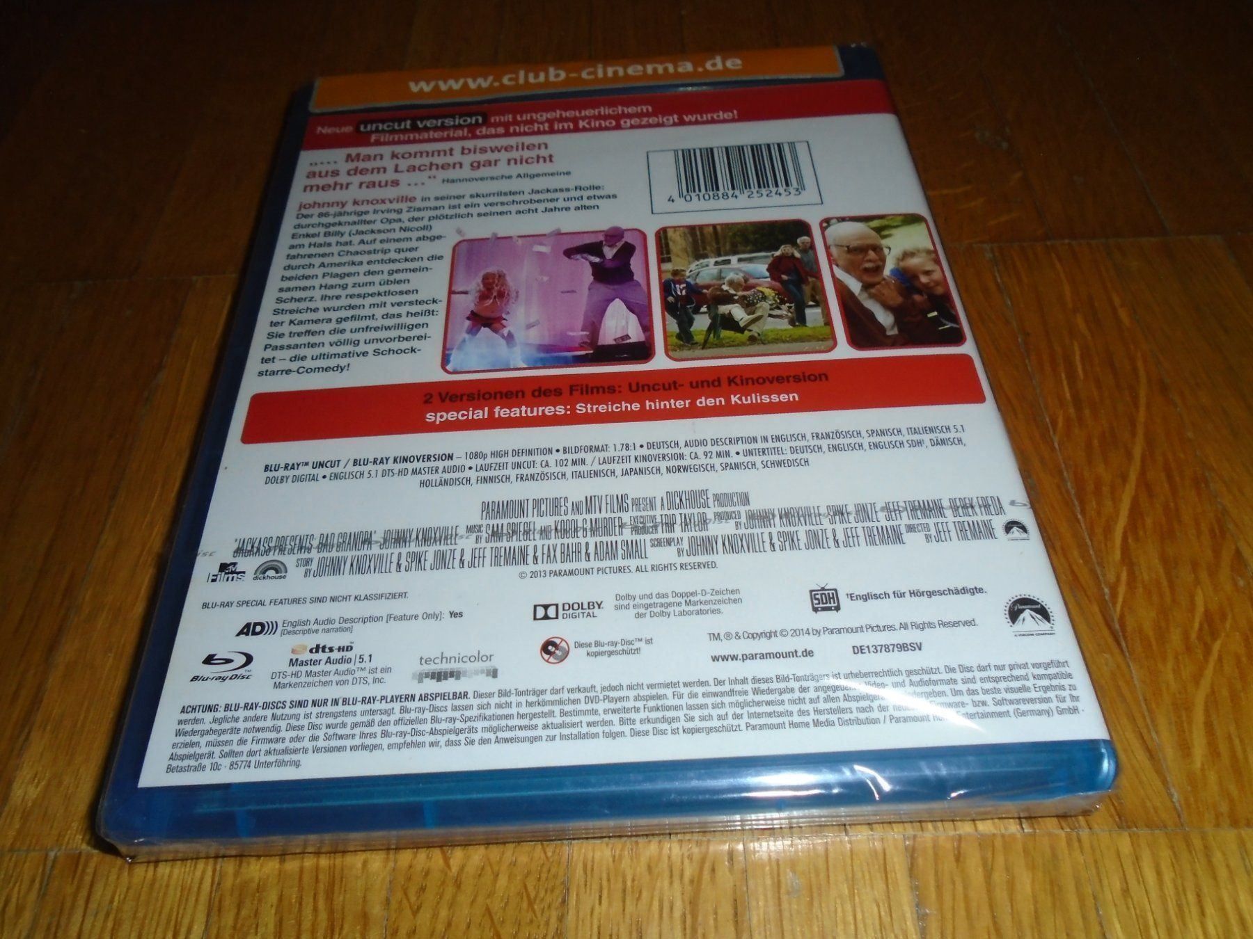 Tous les DVDs: Jackass: Bad Grandpa - BLU-RAY - UNCUT – Neuf avec emballage d'origine à Basel par havsok 1