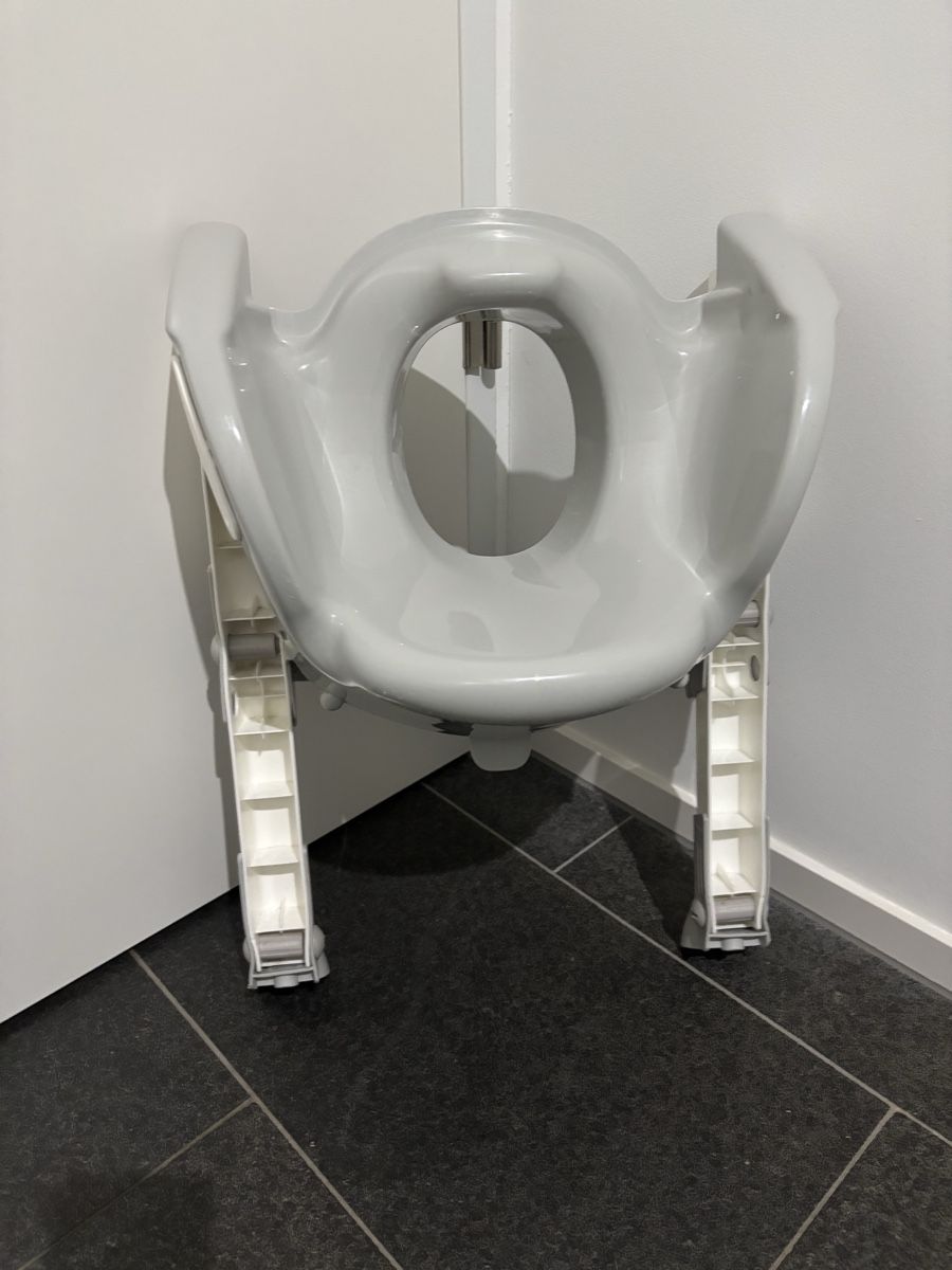 WC: Toiletten-Trainer mit Treppe – Usato da Buchrain venduto da Ham2383 1