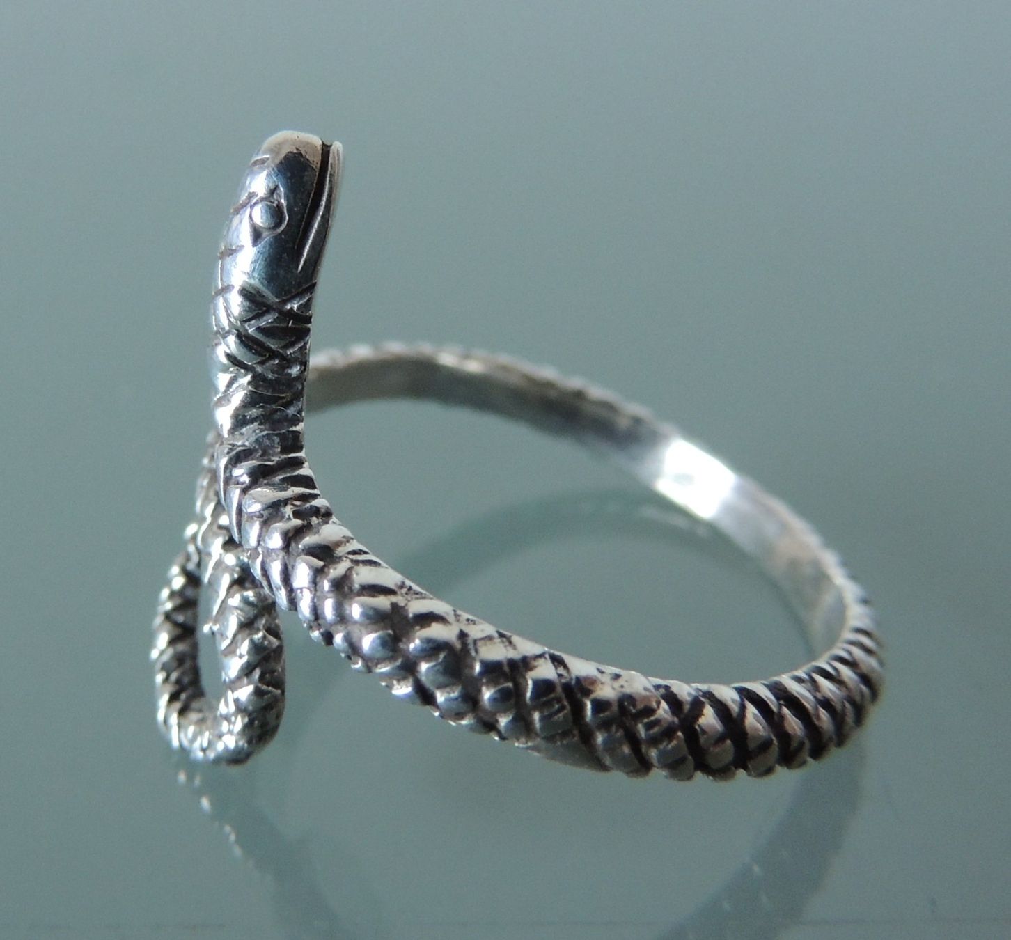 Anelli: Schlangen Fingerring Silber 925 – Nuovo e nell'imballaggio originale da Waldenburg venduto da schaller707 1