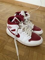 Sneakers Nike Air Jordan 1 Mid rosso bianco taglia 38.5
