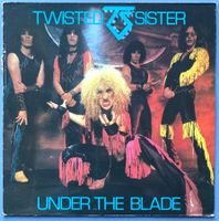 TWISTED SISTER - UNDER THE BLADE