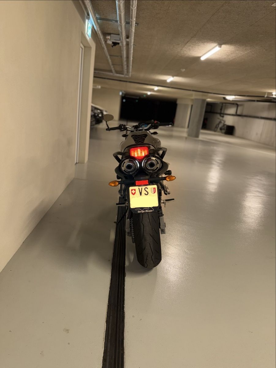 Yamaha Strada: Yamaha Fz6 – Usato da Visp venduto da vin_86rw 2