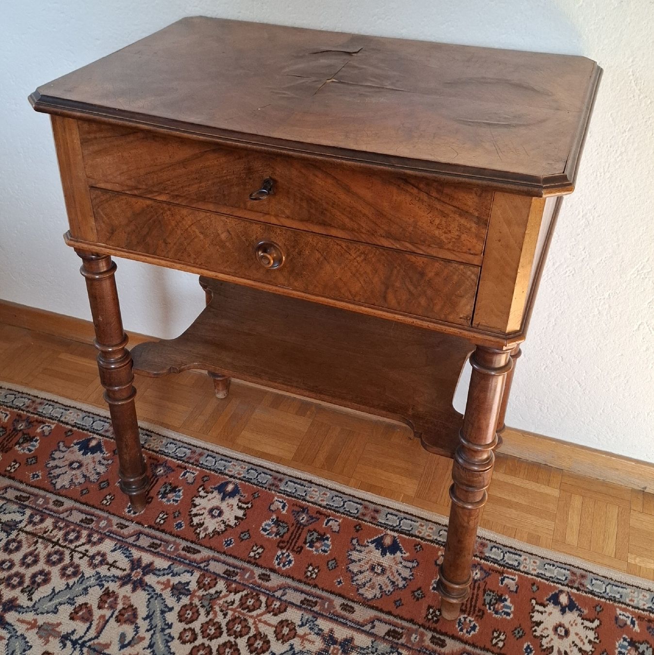 Cassettiere: Kleine Holzkommode 2 Schubladen – Usato da Reinach BL venduto da Malin20 1