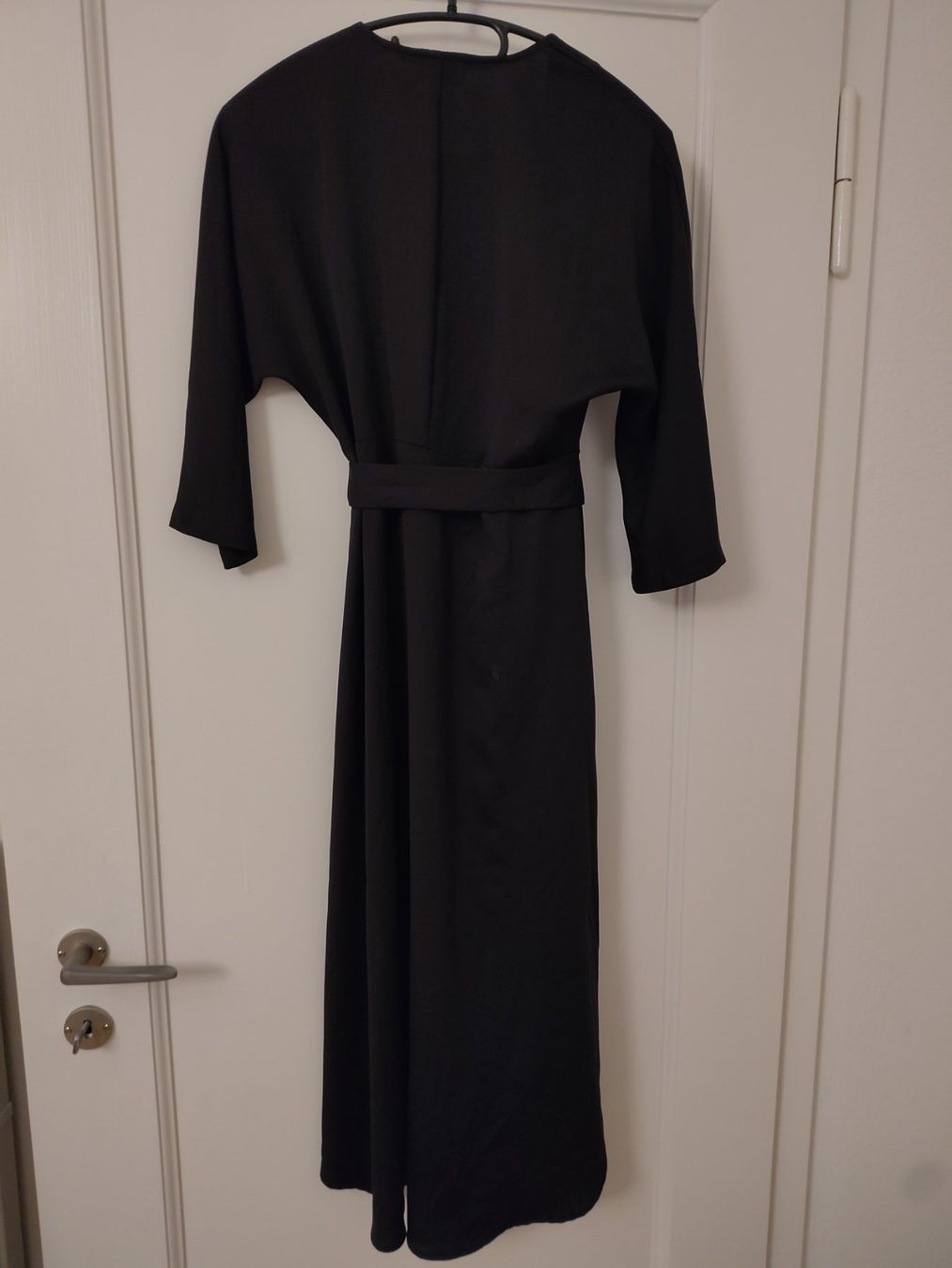 Vestiti: Kleid – Usato da Bern venduto da Linii 3