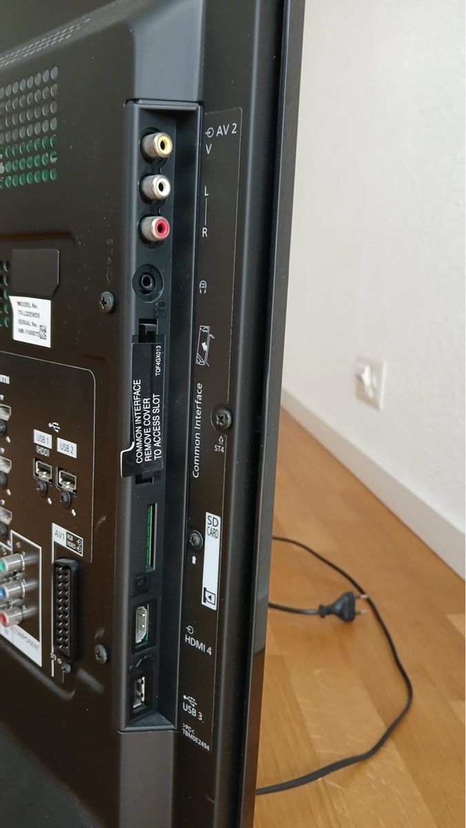 Televisori: Panasonic TV 31.5 Zoll – Usato da Walchwil venduto da Fabienne.A.B 3