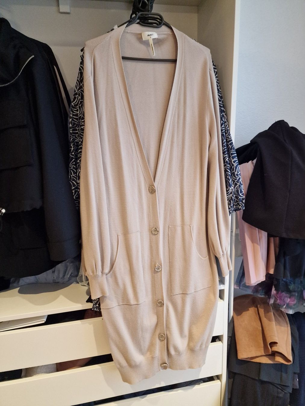 Vestes: Objeckt Strickjacke – D'occasion à Altishausen par ter_58nj