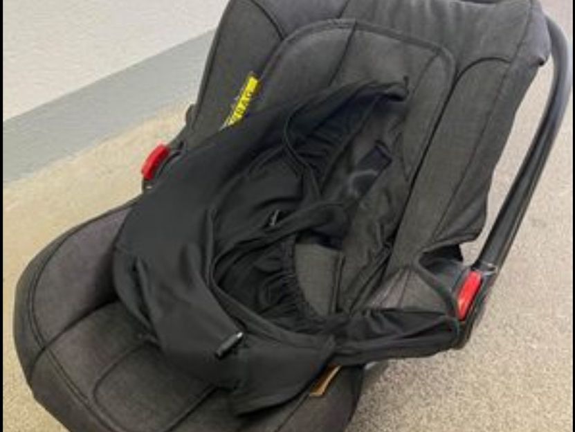 ABC Design Seggiolini per auto: ABC Babyautositz – Usato da Adliswil venduto da sil_v8dy 2