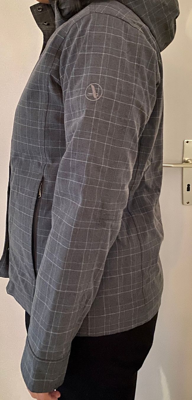 Giacche: veste Aigle grise – Usato da Confignon venduto da sandracorelli 1