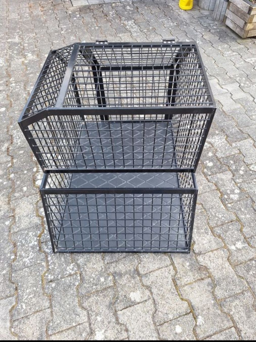 Käfige, Transport & Sicherheit: Hundebox – Gebraucht aus Waltenschwil von Noomi 3