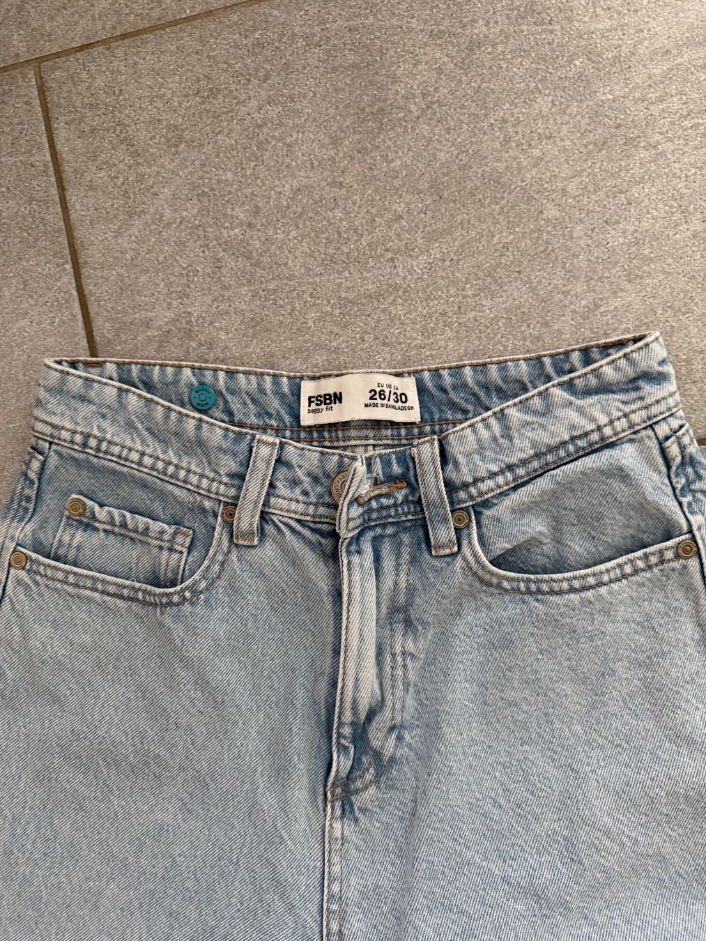 Pantalons: Jeans, Jungs – D'occasion à Gattikon par Mariani3 3