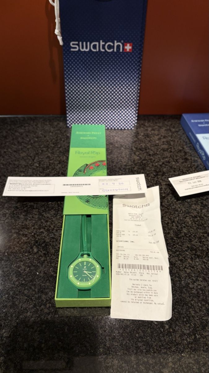 Swatch Orologi: Swatch x Ap Royal Pop Green Eight – Nuovo e nell'imballaggio originale da Buchs ZH venduto da sla_cy9h