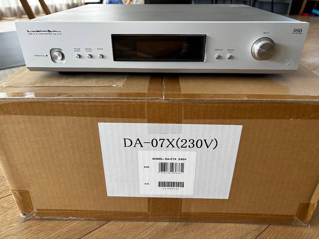 Convertitori: Luxman DA-07X DAC / D/A converter – Usato da Chésopelloz venduto da Dms4