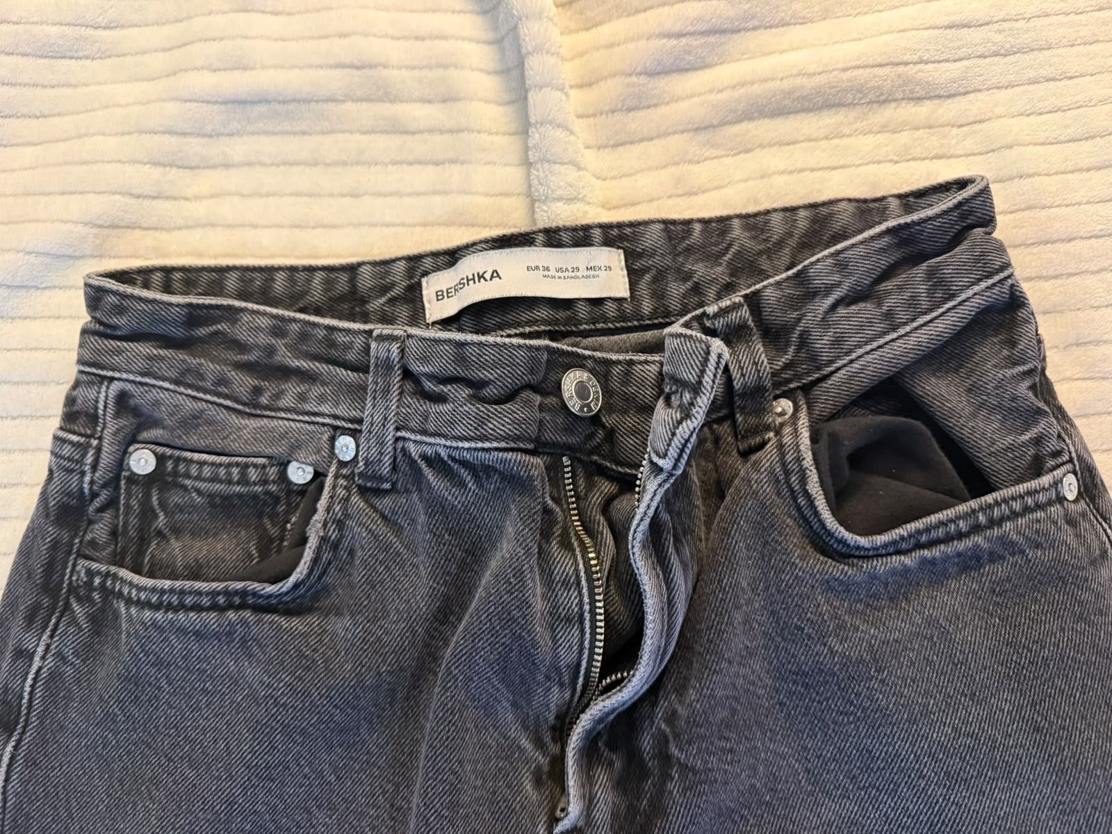 Bershka Jeans: jeans Bershka Pull&Bear – Usato da Stein AG venduto da lup_yk2h 7