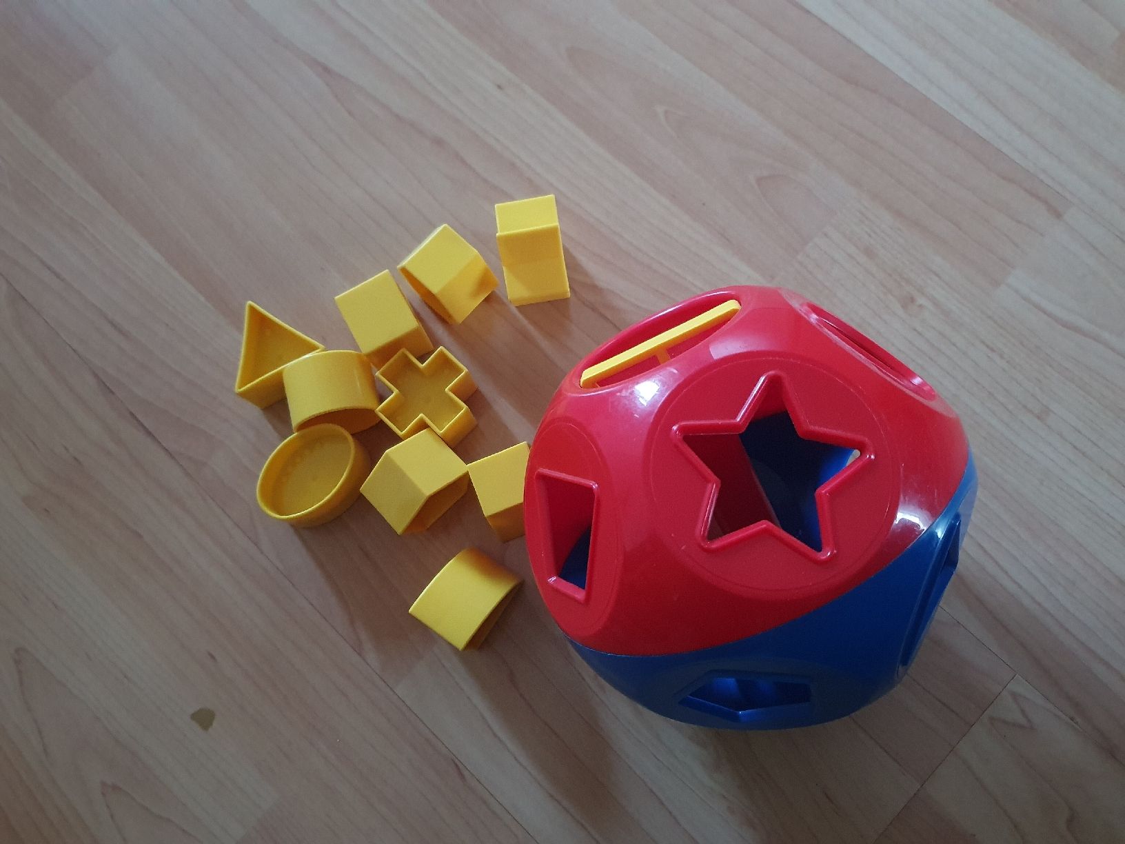 Spielzeuge: Tupperware Toy, Kombi Ball – Gebraucht aus Deitingen von RK68