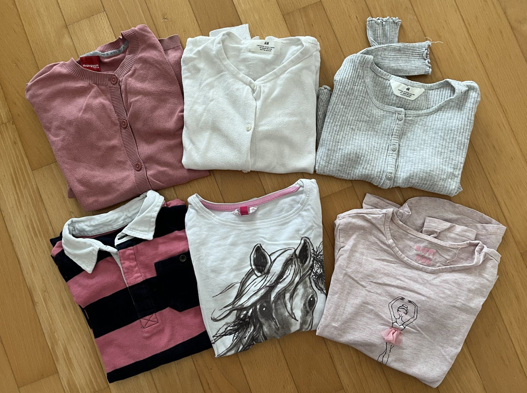 Ensembles coordonnés: Mädchen Kleiderpaket Grösse 134/140 – D'occasion à Muttenz par Juvenile33 9