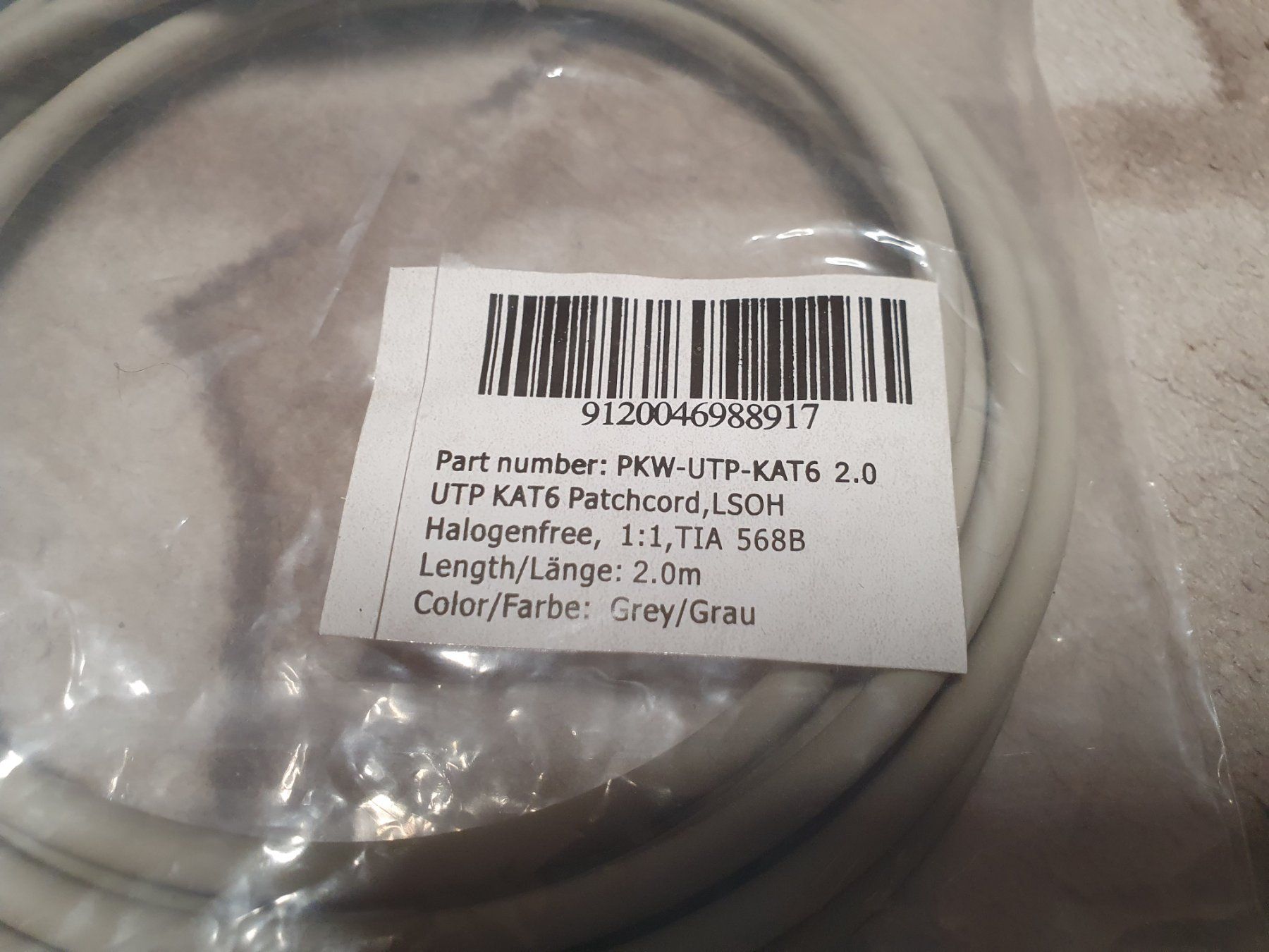 Cavi: Patchkabel RJ-45 - RJ-45, Cat 6, S/FTP, 2m UKV – Nuovo e nell'imballaggio originale da Zürich venduto da Alibaba1234 1