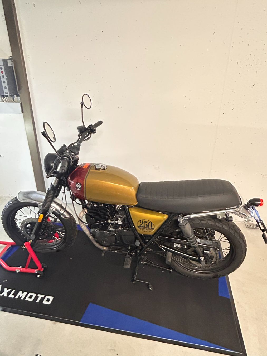 Brixton Motorcycles Altro: Brixton Cromwell 250, Occasion – Usato da Rüschlikon venduto da mischa.b
