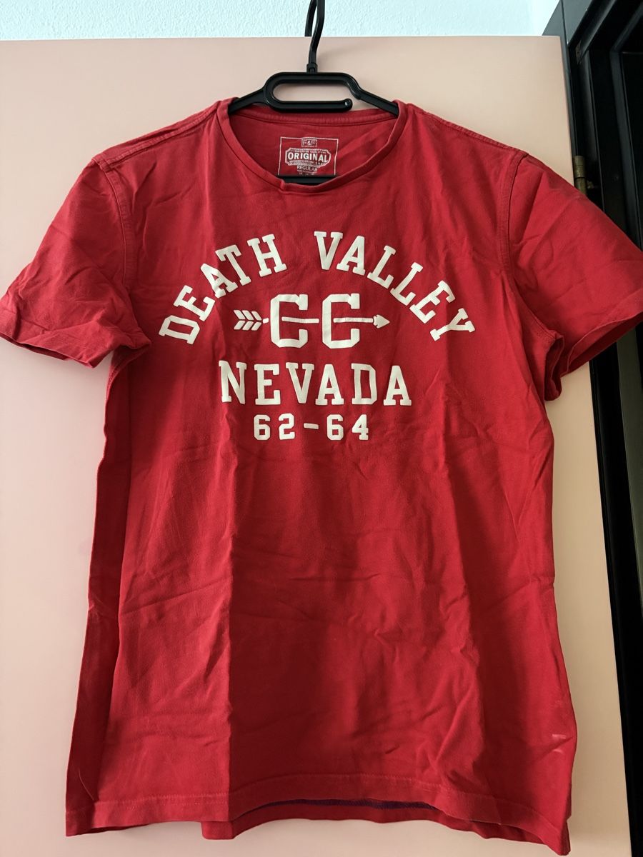 T-shirt: T-shirt da uomo rossa  – Usato da S. Antonino venduto da FedeKikka88