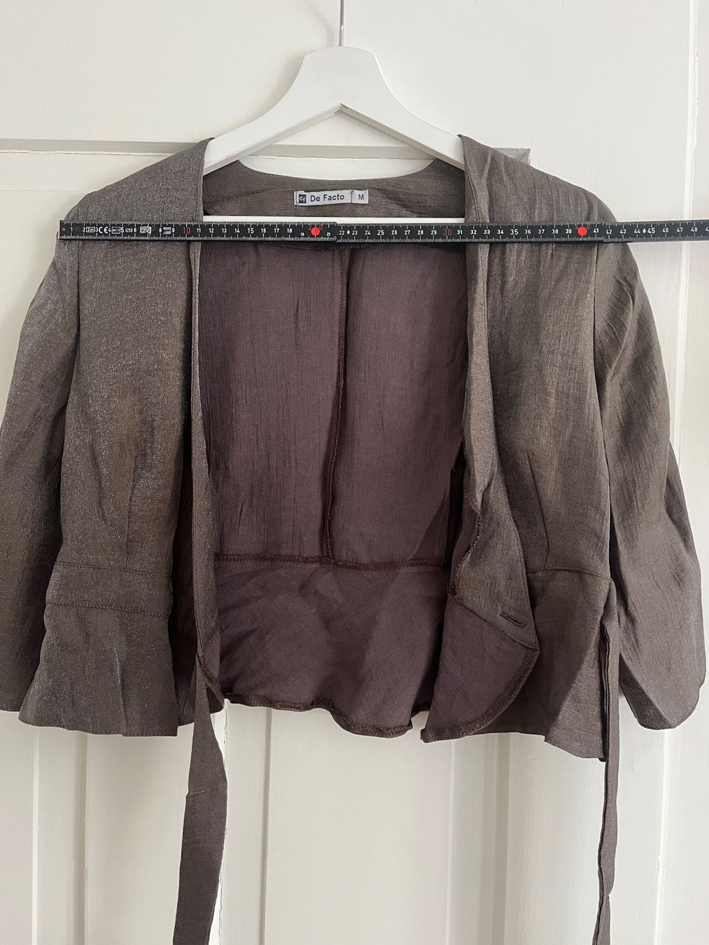 Vestes: DeFacto Damen Blazer Braun Gr. M – D'occasion à Zürich par bretxo 3