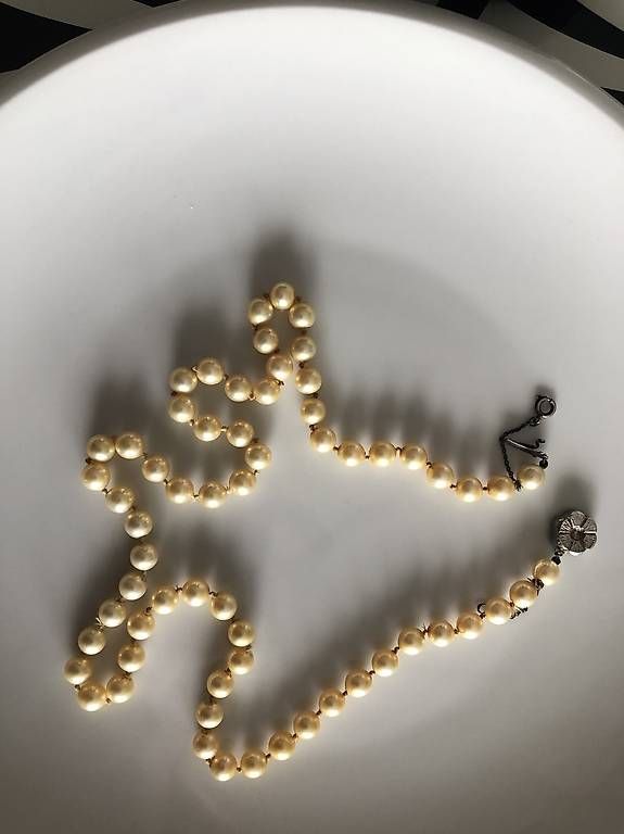 Catenine: Collier avec perles  – Usato da Blonay venduto da Jmt02
