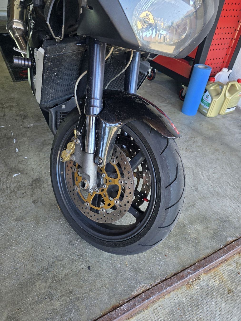 Aprilia Strada: aprilia tuono 1000 – Usato da Lausanne venduto da nic_trx2 3