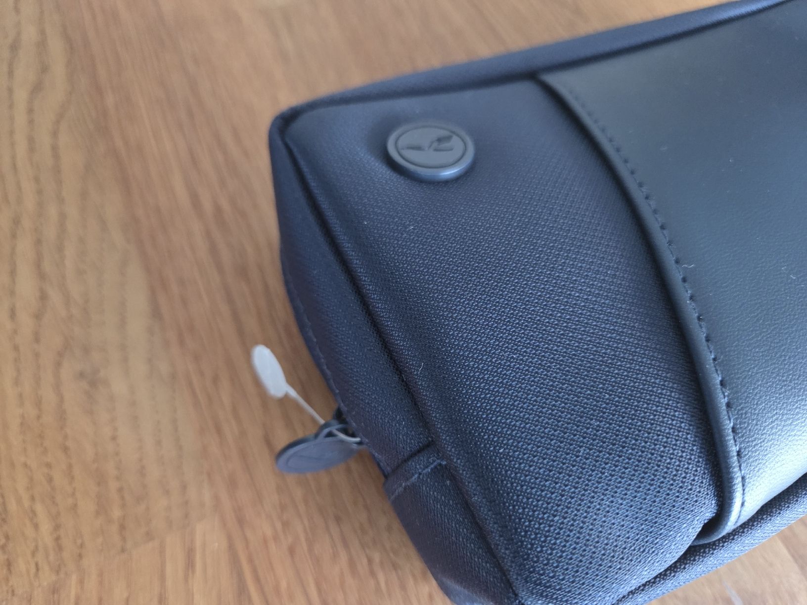 Kosmetikkoffer: Lufthansa Amenity Kit Business Class NEU – Neu und originalverpackt aus Ennetmoos von Gamer2 1