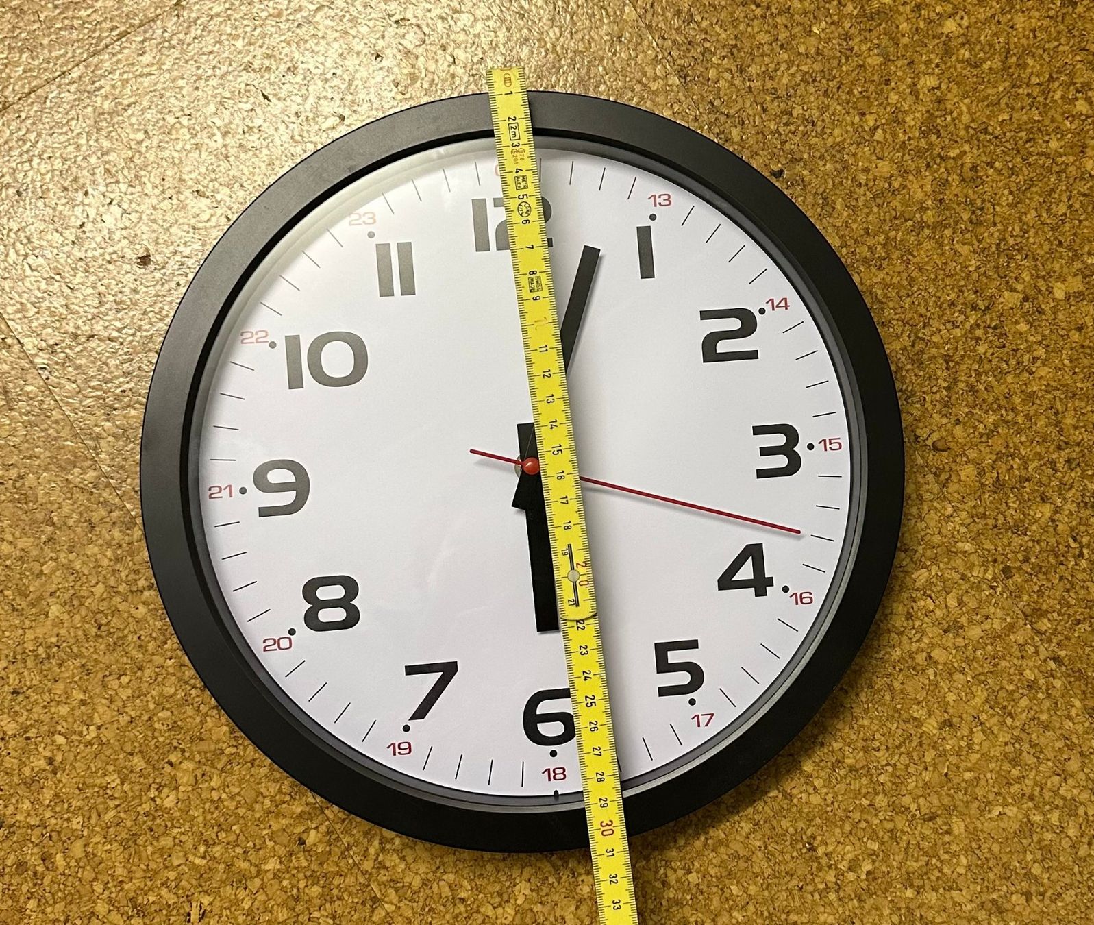 Orologi: Wanduhr 30 cm Durchmesser – Usato da Eich venduto da awaldi 2
