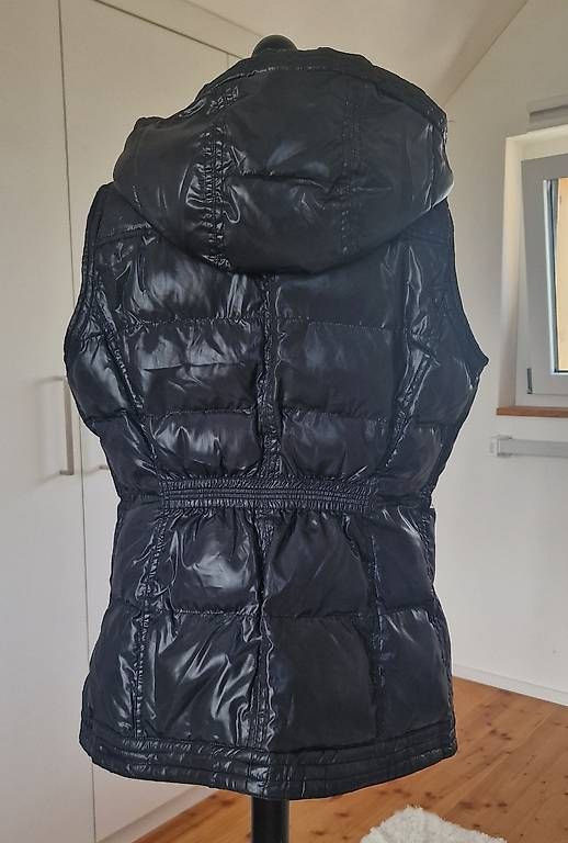 Gilets & Westen: Weste Gr. 44 – Gebraucht aus Beinwil am See von hei_v2s7 1
