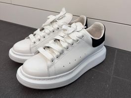 Alexander McQueen - Oversized Sneaker Gr. 38