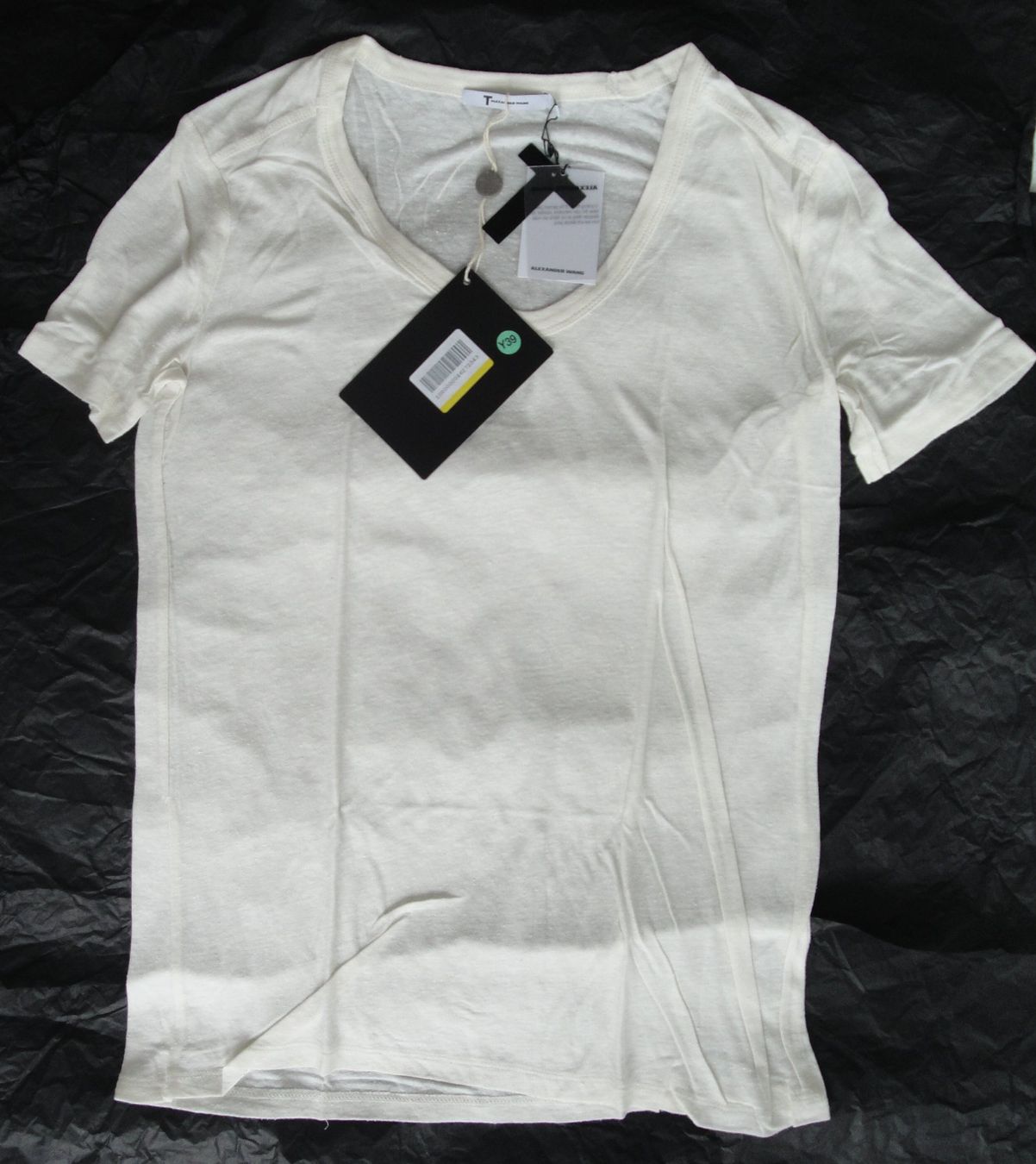 Alexander Wang T-shirt: NEU T Alexander T Wang T-shirt – Nuovo (secondo la descrizione) da Zurich venduto da ogidko