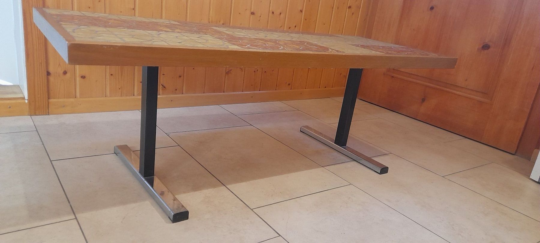 Tavoli: Fliesentisch / Beistelltisch – Usato da heimenschwand venduto da Metalfischchen 3