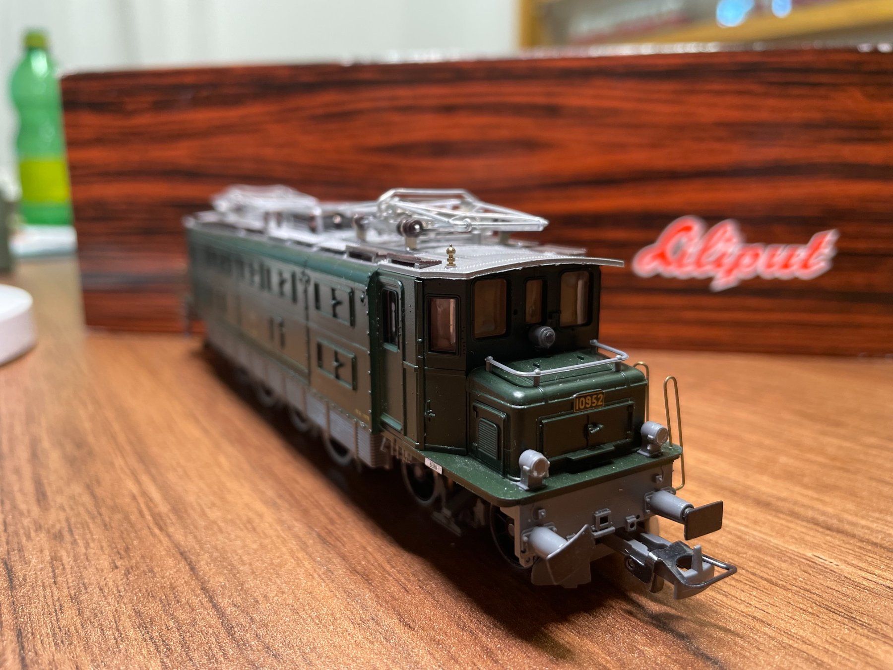 Liliput Modellini di ferrovie: Liliput Ae 4/7 in DC analog – Usato da Villmergen venduto da Mfritz 2