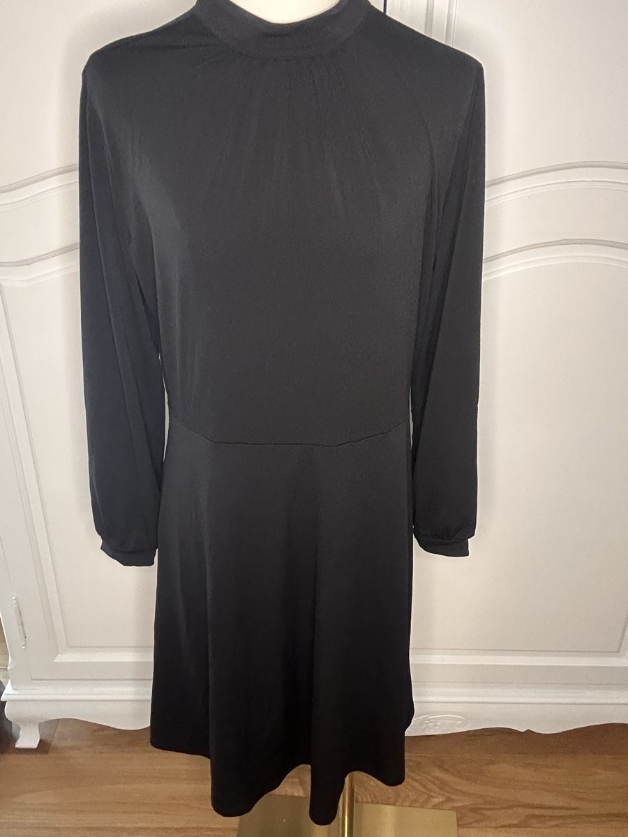 H&M Vestiti: H&M Kleid 1x angehabt – Usato da Pfaffhausen venduto da Klaras_second_hand 1