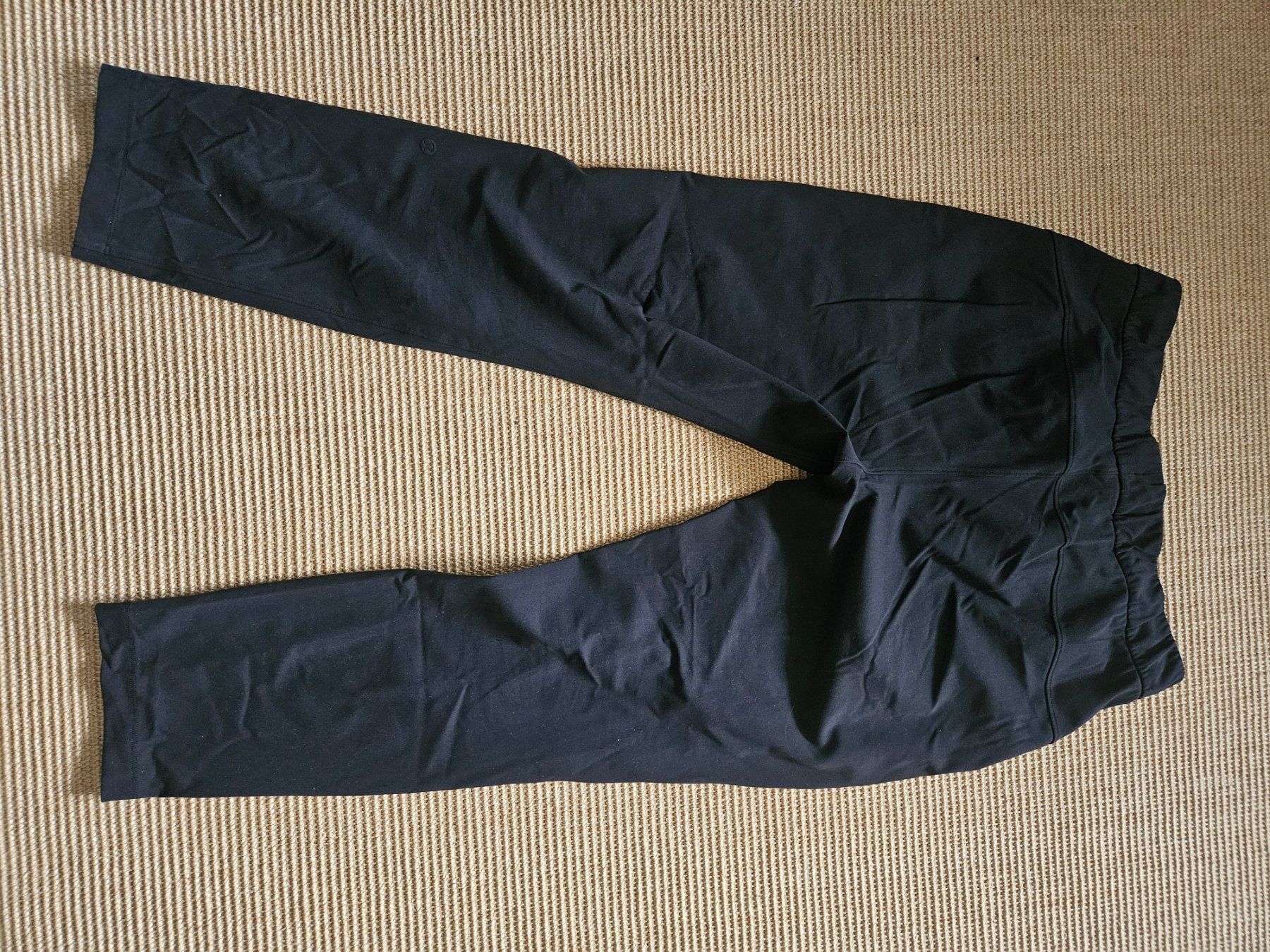 Lululemon Pantaloni: Lululemon Sporthose – Usato da Thalwil venduto da illesreka 2