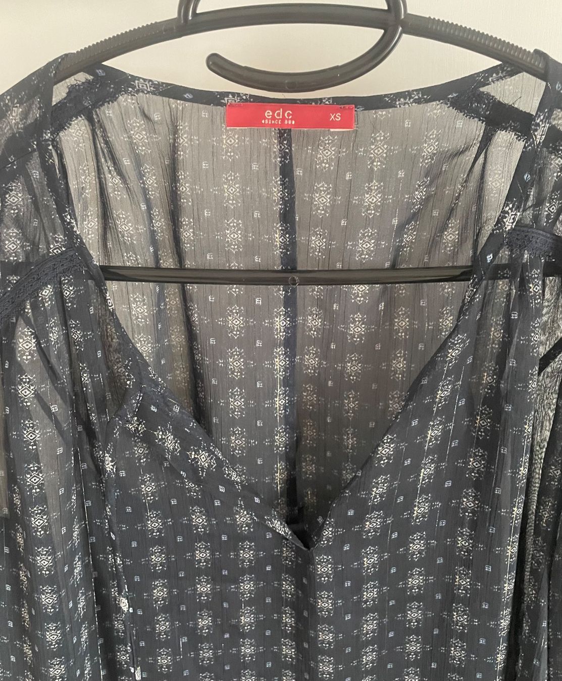 Esprit Camicette: Esprit EDC, Coole halbtransparente Bluse, Grösse XS – Usato da Niederweningen venduto da baghirac 3